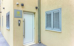 Irini Luxury Rooms